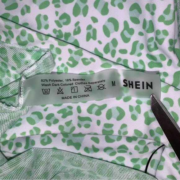 NWOT SHEIN 3 Piece Leopard Bikini Set Swimsuit  Cover Up Beach Skirt Size Medium - Picture 10 of 12